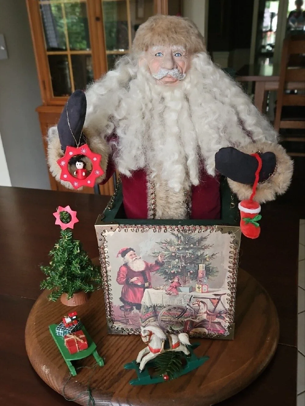 Vintage Old World Folk Art Santa Figure In Decorated Display Wooden Holiday Box